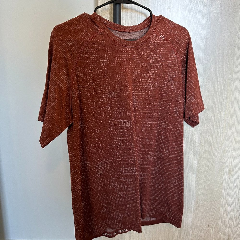 Lululemon Metal Vent Tech Short Sleeve Shirt